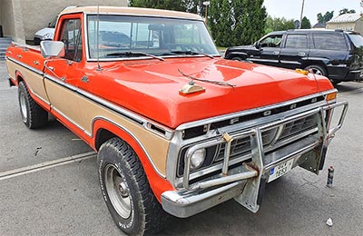 Ford_Ranger_1977.jpg